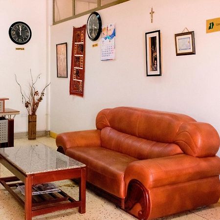 Kahondo Buffalo Hotel Kampala Makerere Zewnętrze zdjęcie