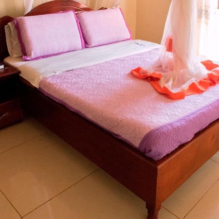 Kahondo Buffalo Hotel Kampala Makerere Zewnętrze zdjęcie