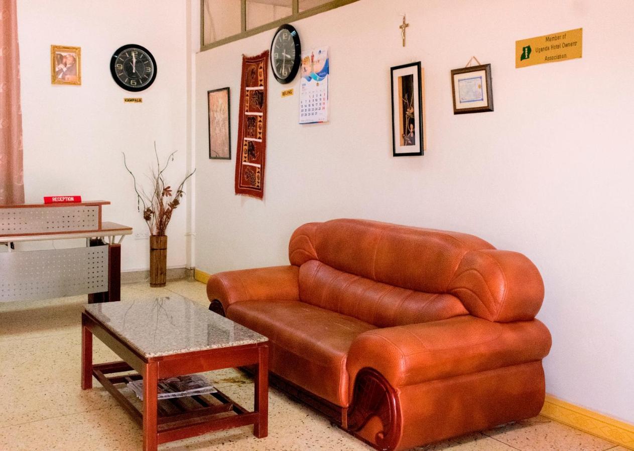 Kahondo Buffalo Hotel Kampala Makerere Zewnętrze zdjęcie