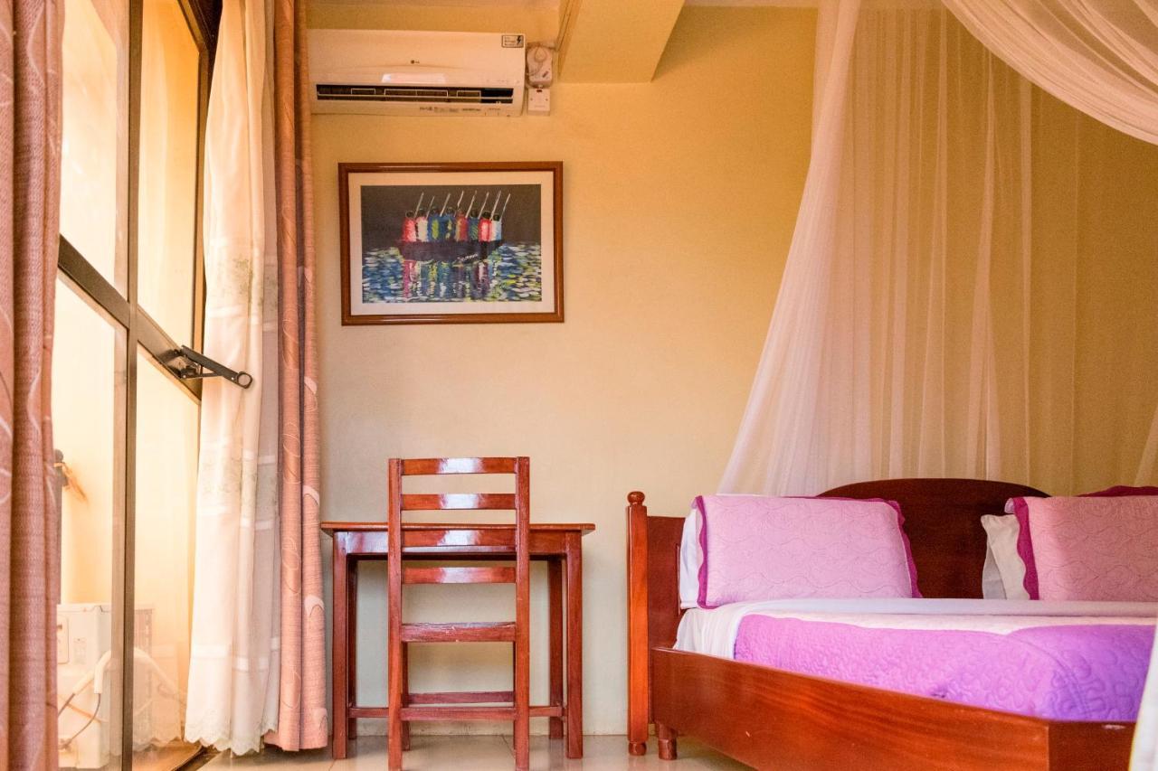 Kahondo Buffalo Hotel Kampala Makerere Zewnętrze zdjęcie