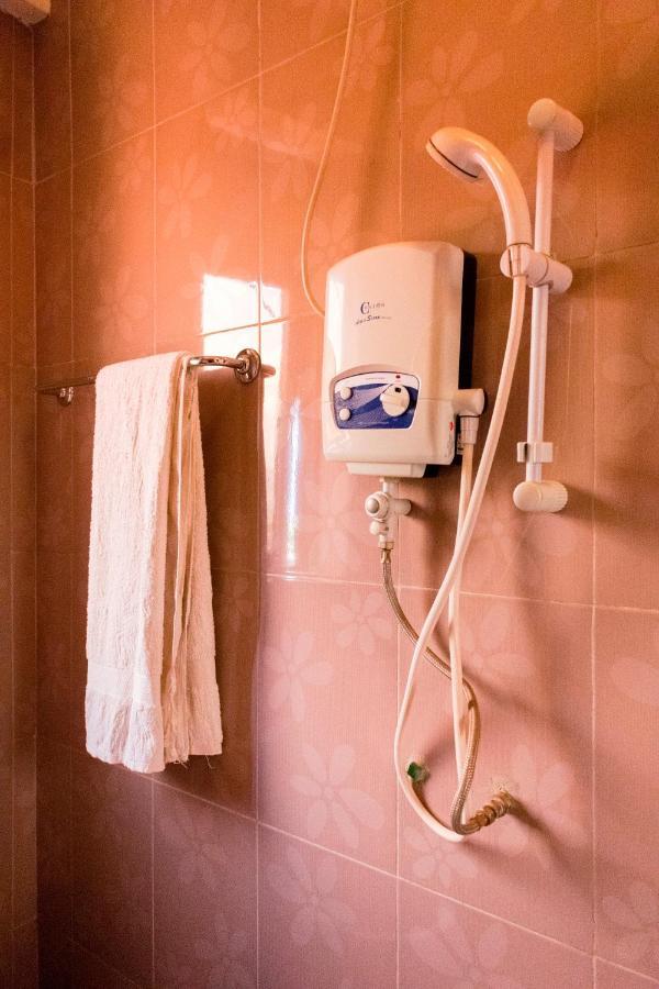 Kahondo Buffalo Hotel Kampala Makerere Zewnętrze zdjęcie