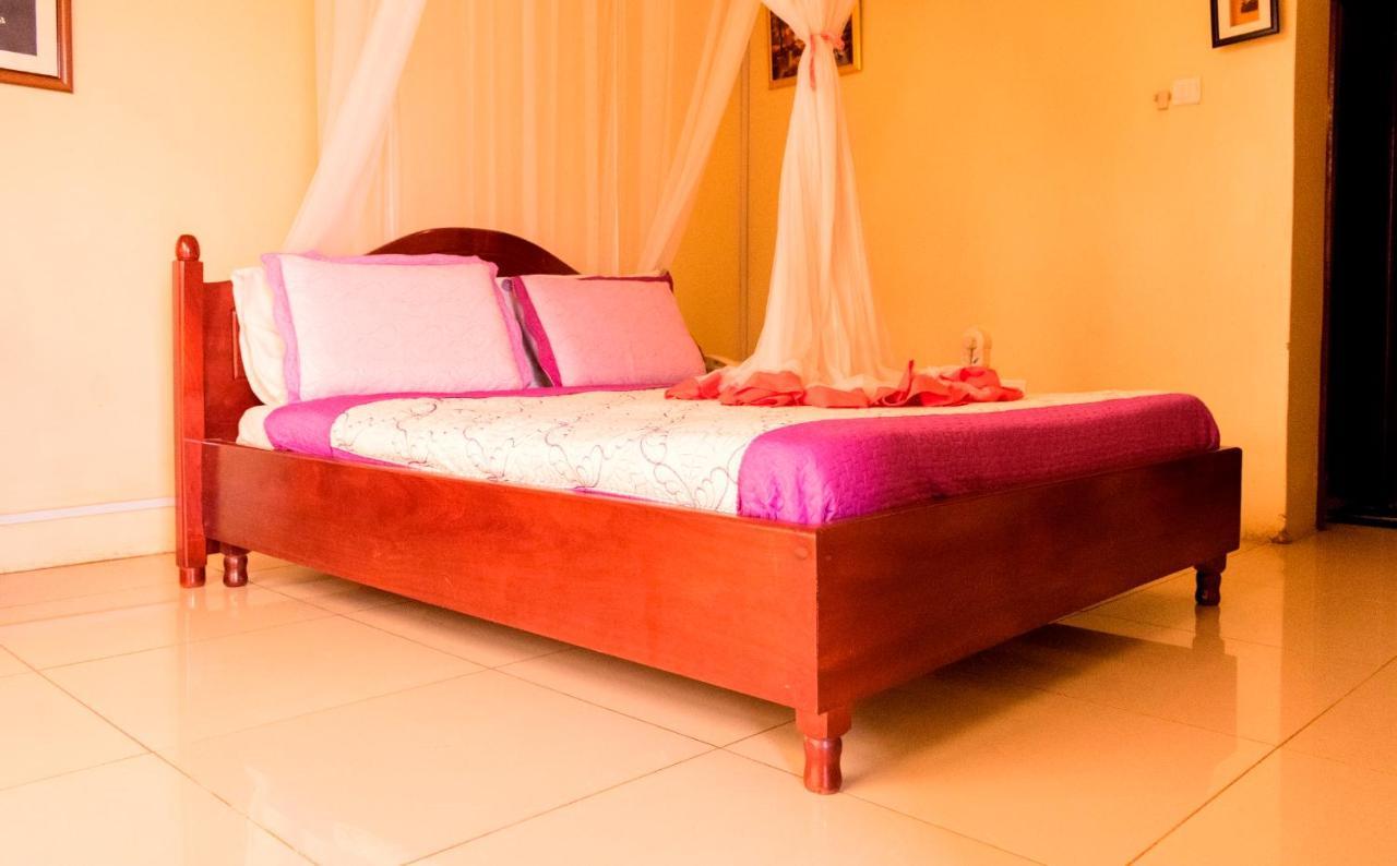 Kahondo Buffalo Hotel Kampala Makerere Zewnętrze zdjęcie